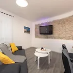 House With A Parking Space Punat, Krk - 23535 בית נופש *