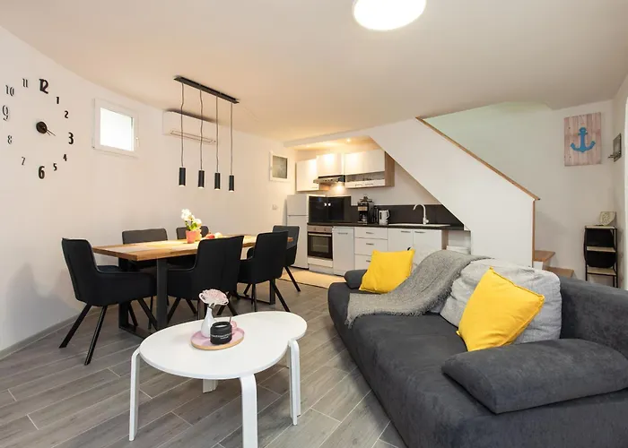 House With A Parking Space Punat, Krk - 23535 別荘 *